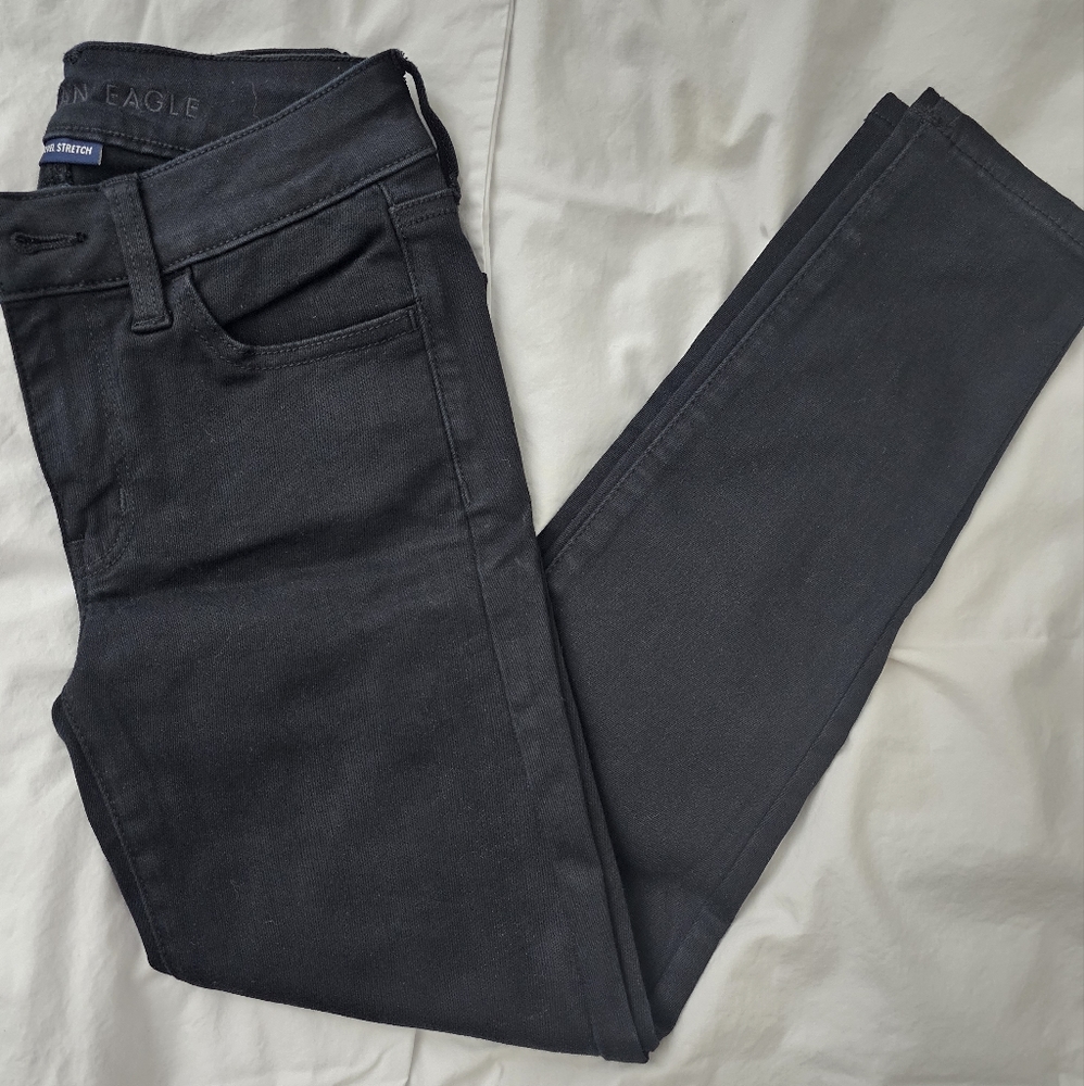 NWOT american eagle black jeans